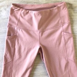 Yogalicious Lux High-Waist Side Pocket Capri